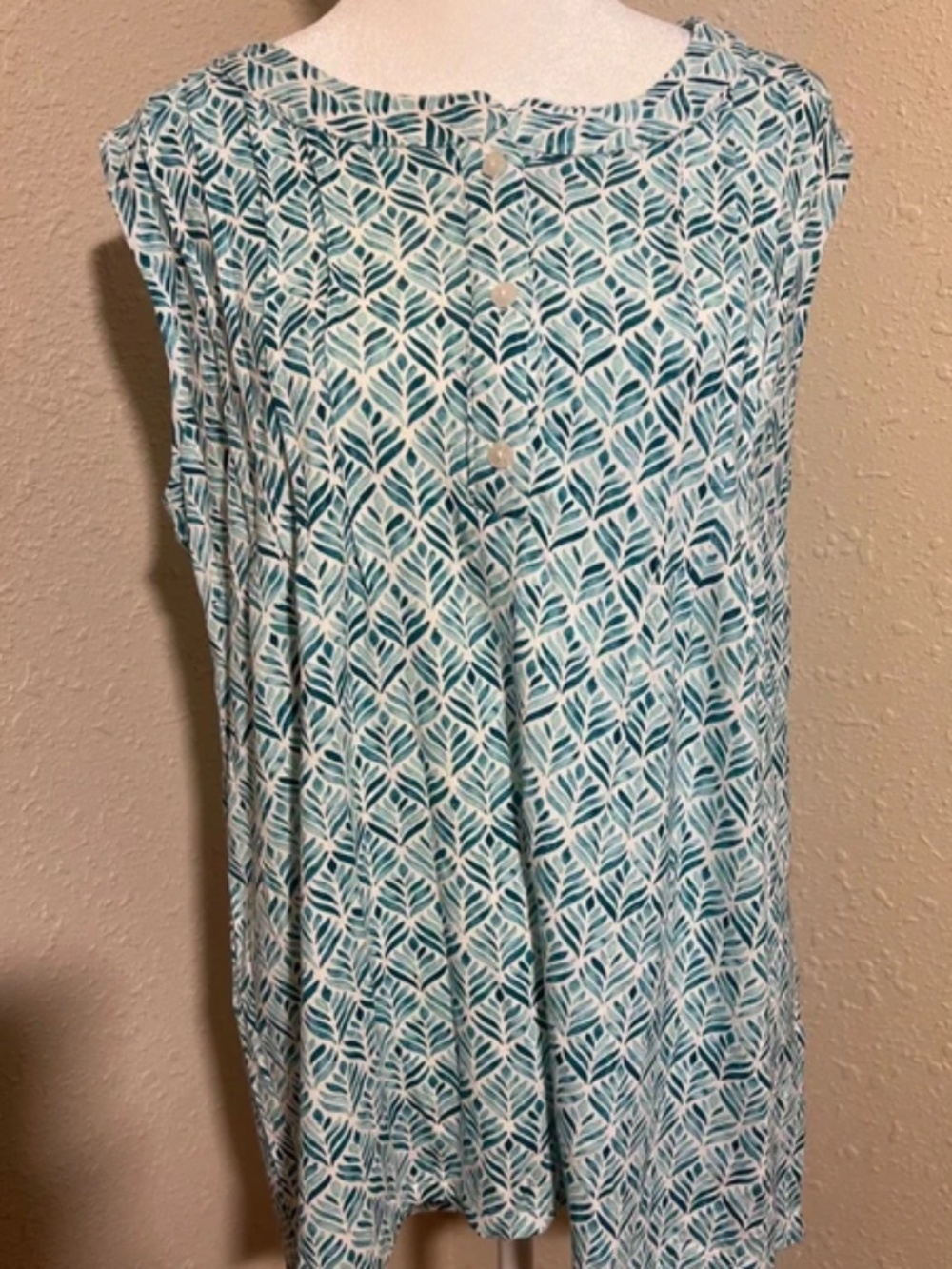 NorthStyle Sleeveless Print Top | M